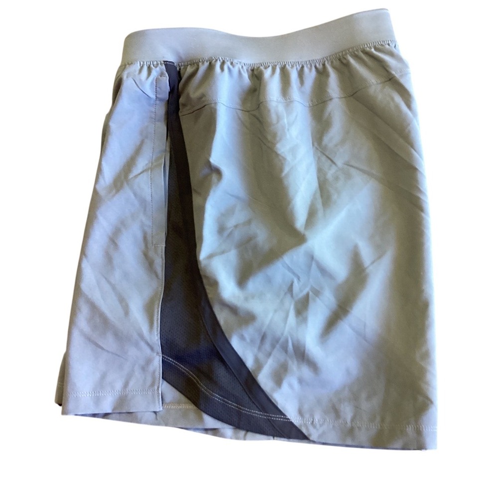 Under Armour Womens Gray Mesh Panel Running Athletic Shorts XL NWT